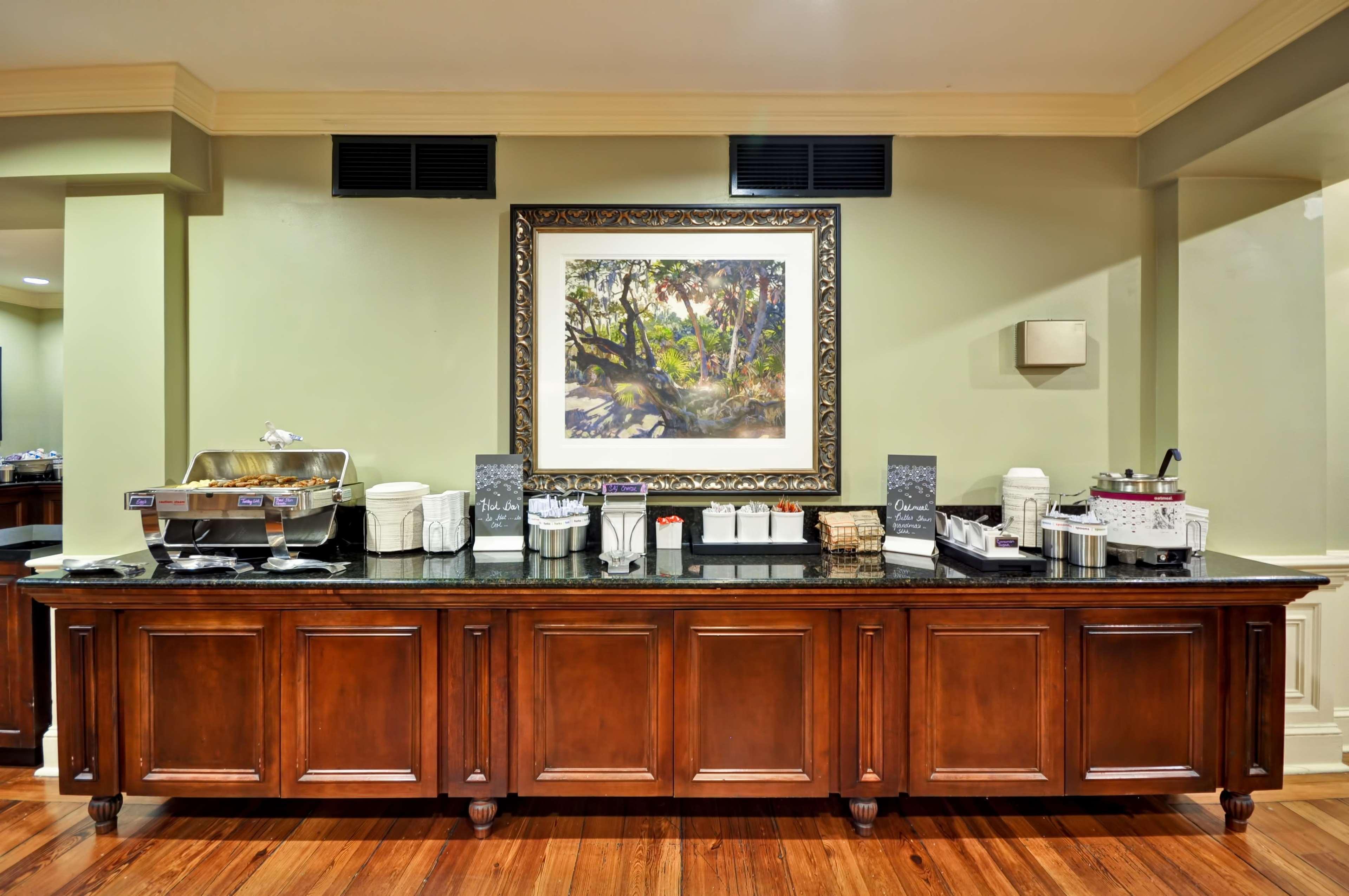 Hampton Inn Charleston-Historic District מראה חיצוני תמונה