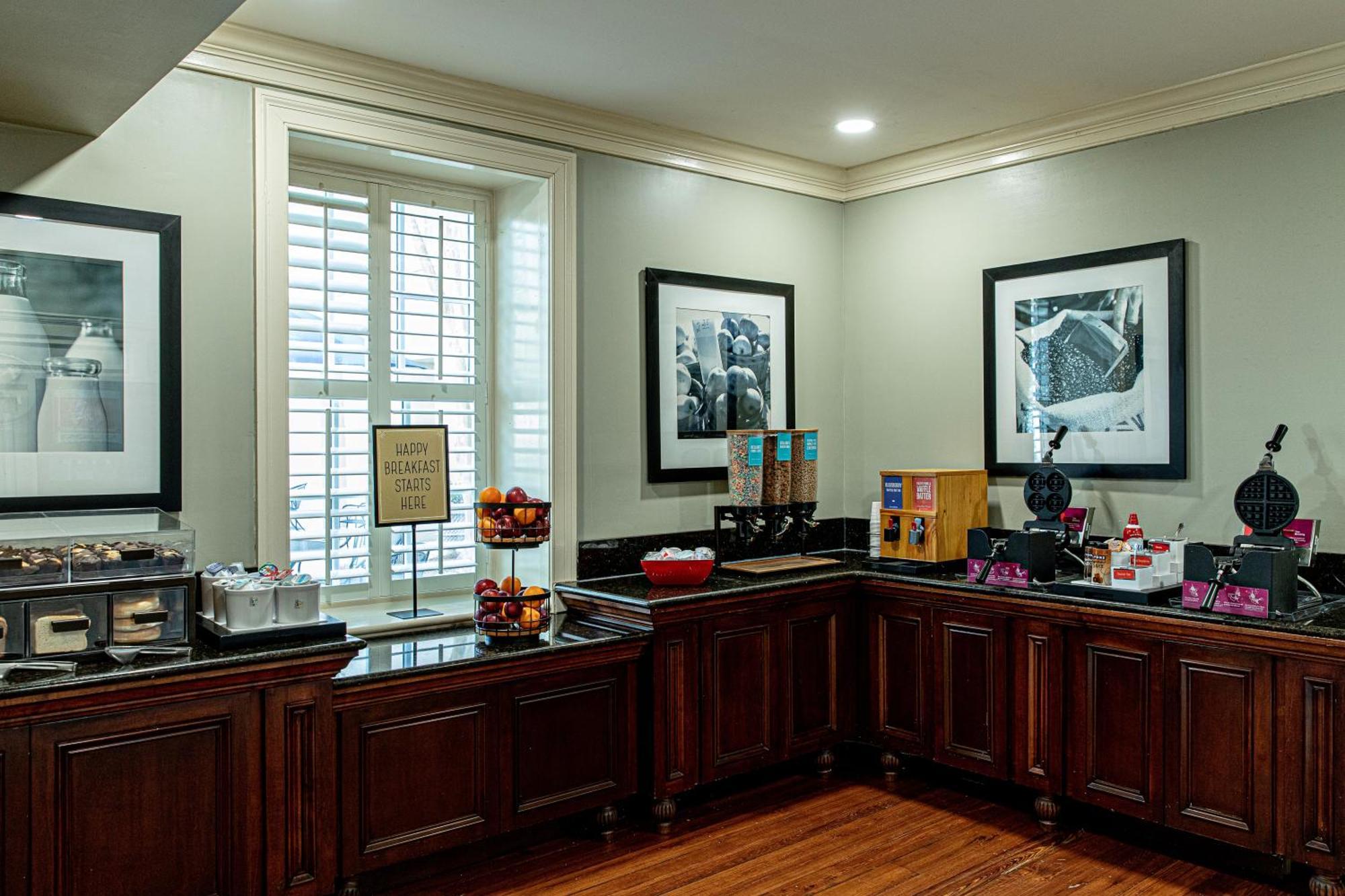 Hampton Inn Charleston-Historic District מראה חיצוני תמונה